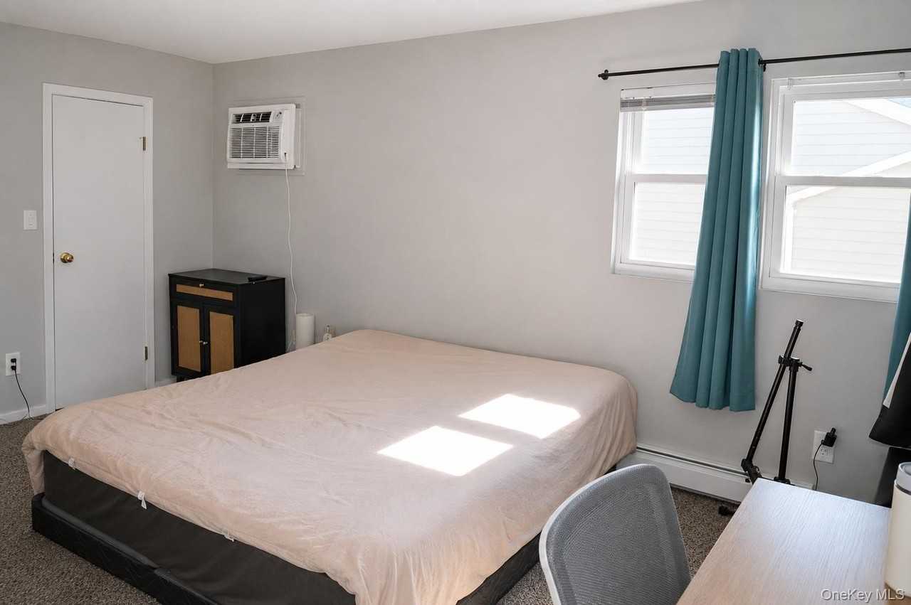 34 Lenox Ave #2ndFL - Photo 6 of 11