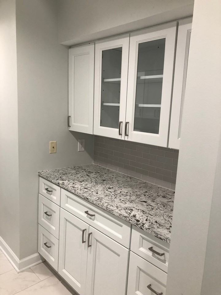 609 Admiral Dr #208 - Photo 5 of 14