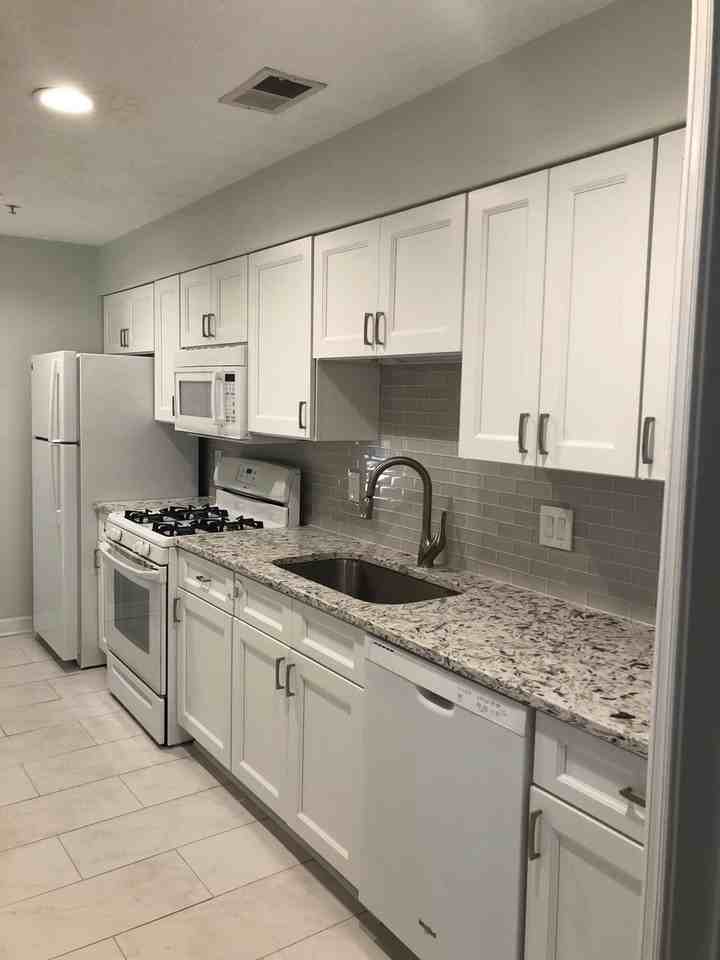 609 Admiral Dr #208 - Photo 6 of 14