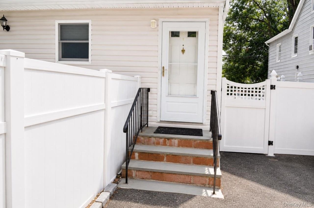 83 Lexington Ave #2ndFL - Photo 4 of 16