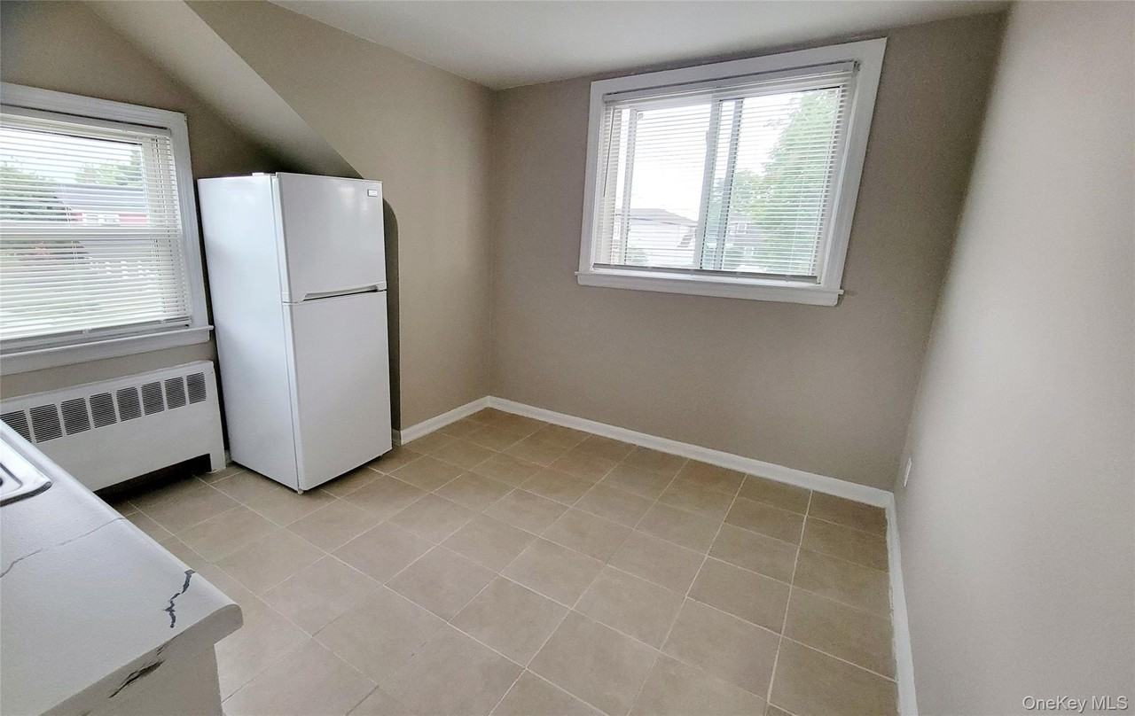 7 E Jefferson Ave #2 - Photo 4 of 8