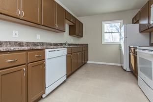 902 Titus Ave - Photo 1 of 1