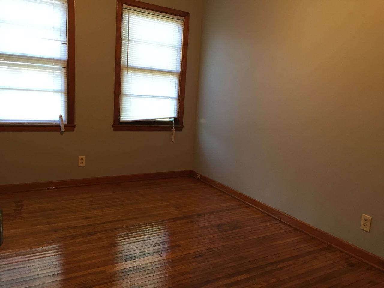 746 Hope Ave - Photo 5 of 9
