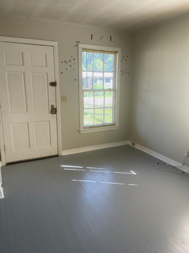 706 Carrollton St - Photo 2 of 16
