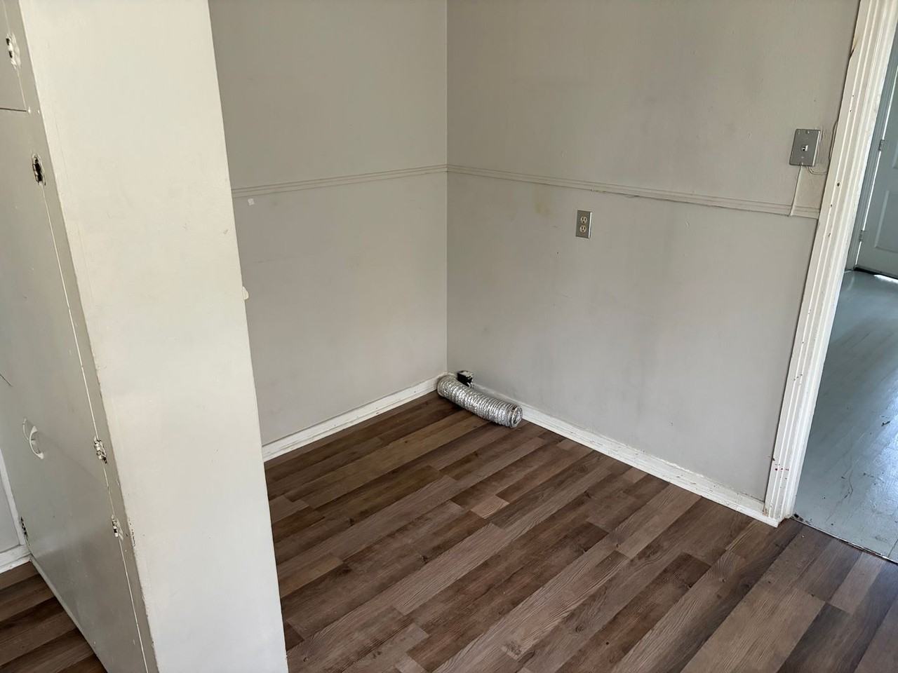 706 Carrollton St - Photo 6 of 16
