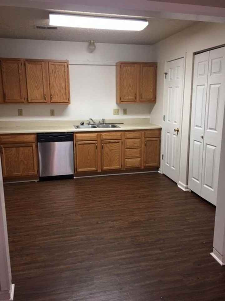 220 Taliwa Garden Dr - Photo 6 of 12
