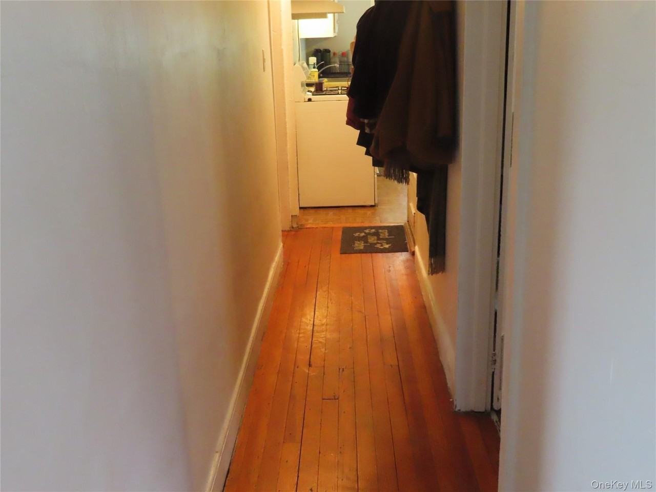 67 Prospect St - Photo 4 of 7