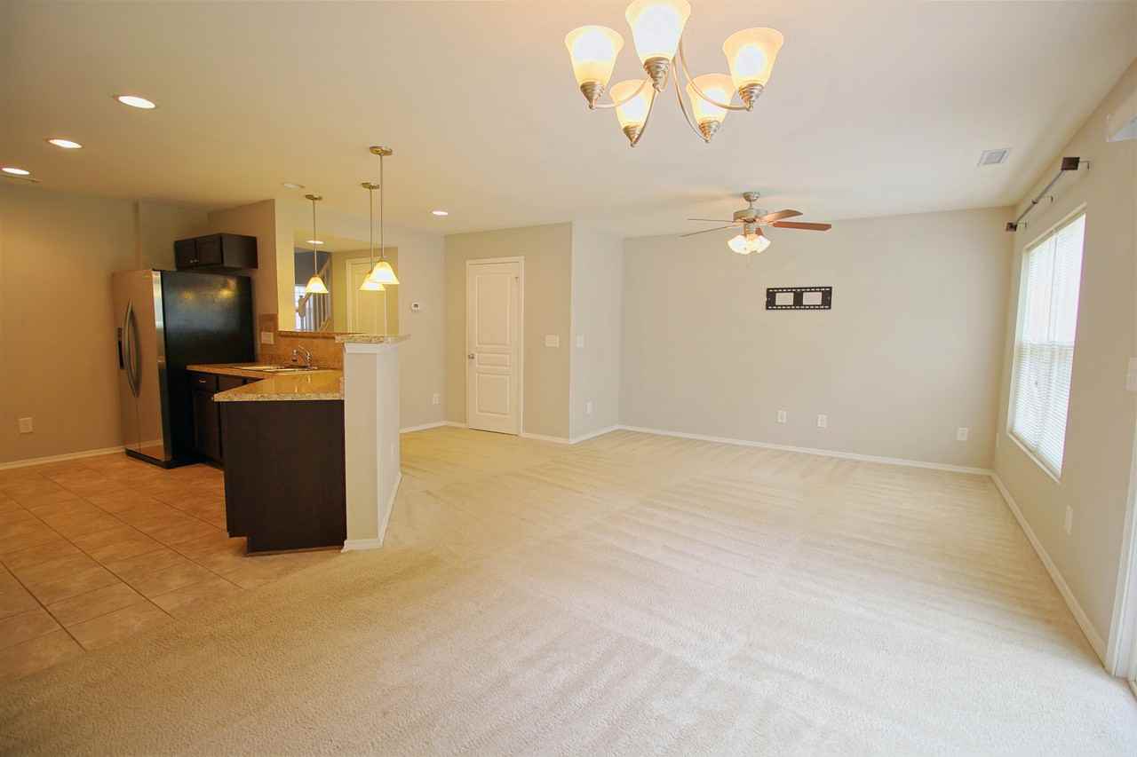 705 Keystone Park Dr - Photo 7 of 16