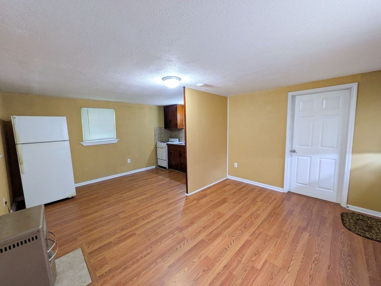 2619 2nd Ave - Photo 3 of 10