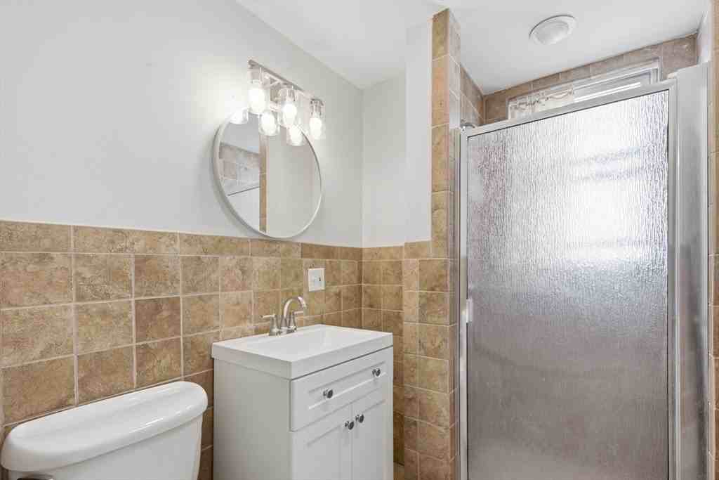 15 Weld Ave #1 - Photo 7 of 8