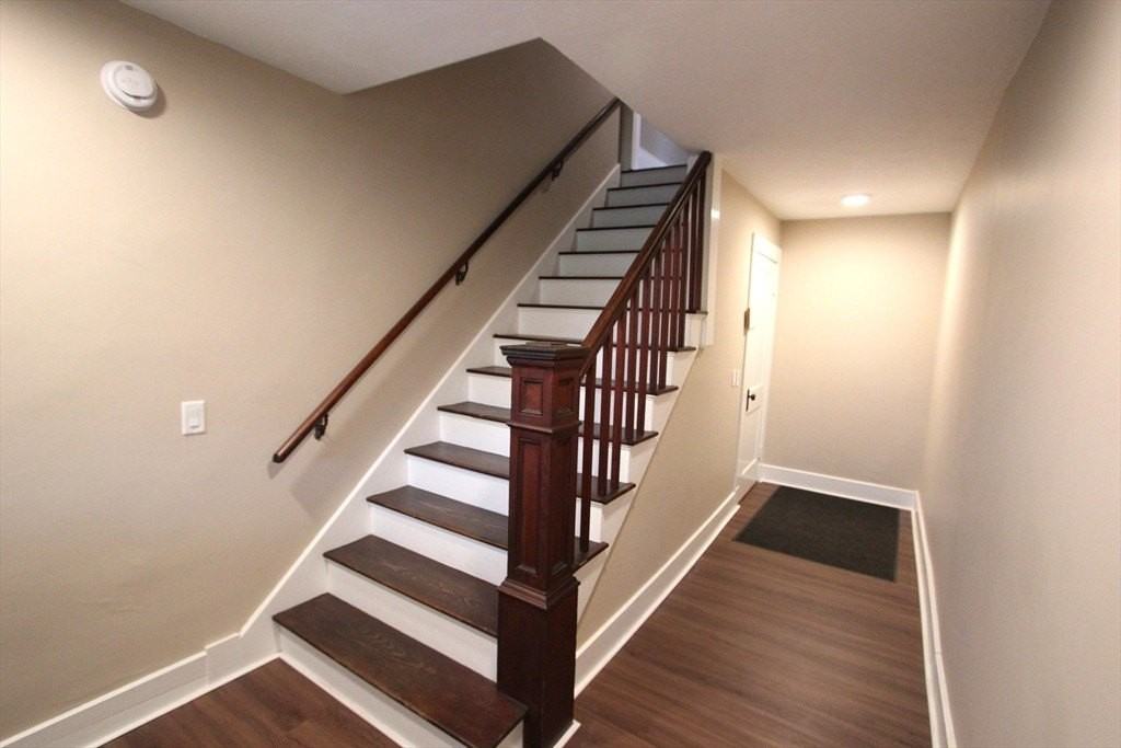 98 Plain St #C - Photo 2 of 20