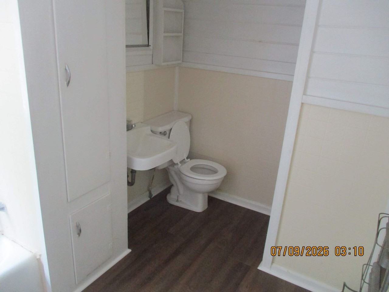 1312 1/2 9th Ave - Photo 5 of 10