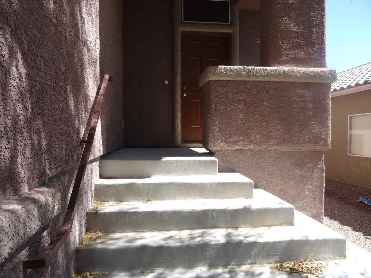 6420 Casamar St - Photo 4 of 50