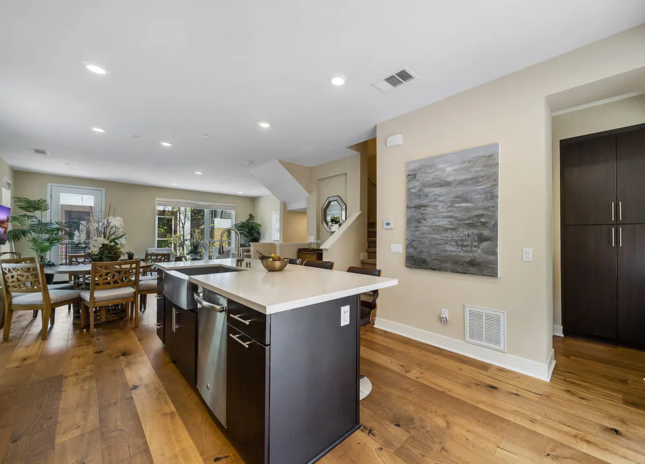 6746 Gill Way - Photo 6 of 22