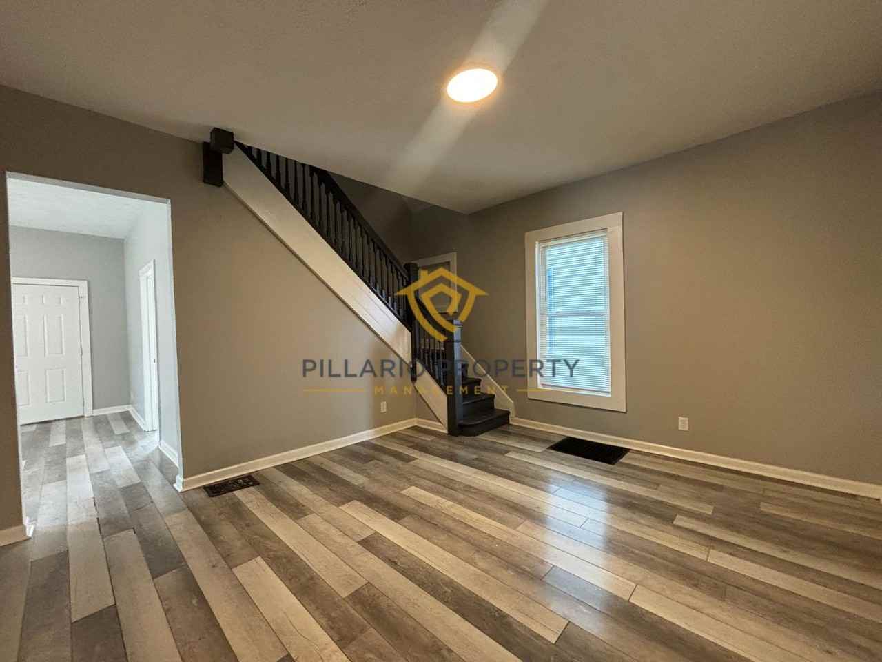 3662 Graceland Ave - Photo 7 of 16