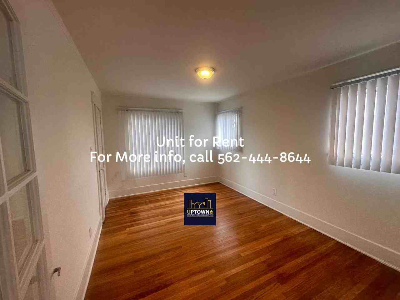 1205 1/2 Tamarind Ave - Photo 4 of 9