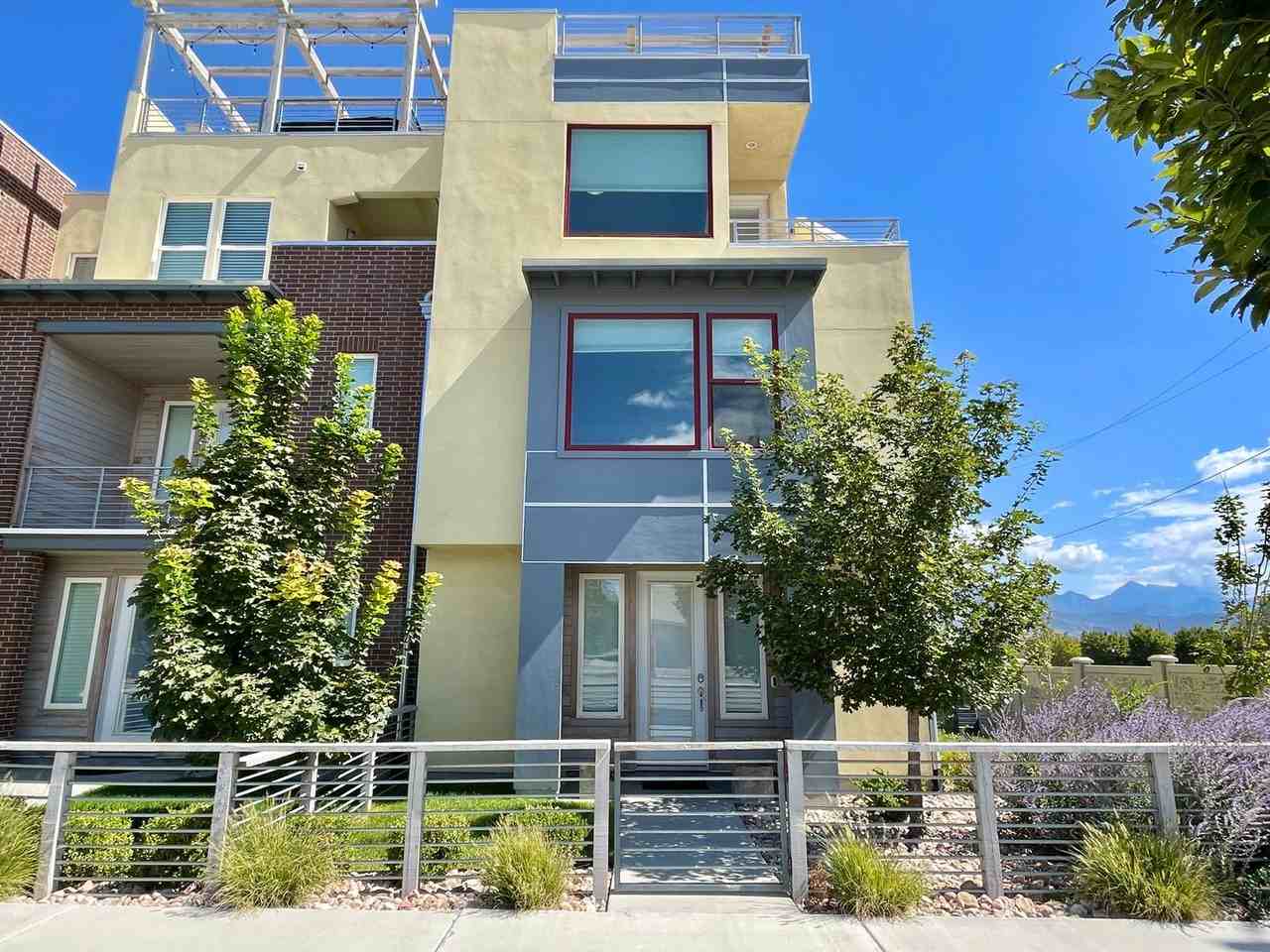 11108 S Owen Ridge Way - Photo 2 of 50