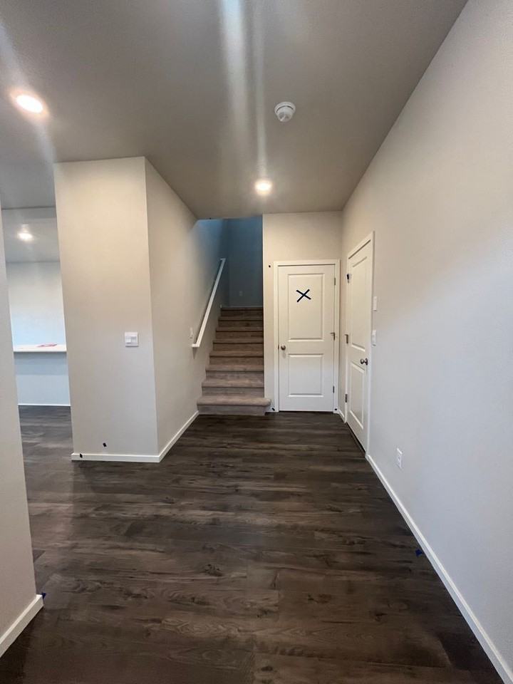 2638 26th Loop - Photo 4 of 23