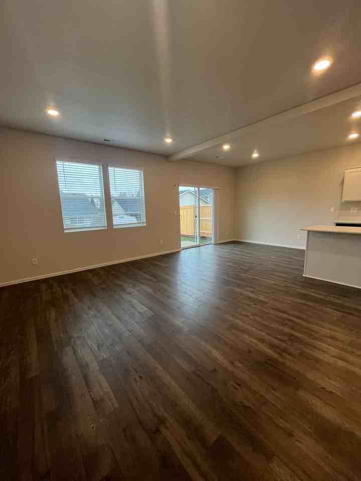 2638 26th Loop - Photo 5 of 23