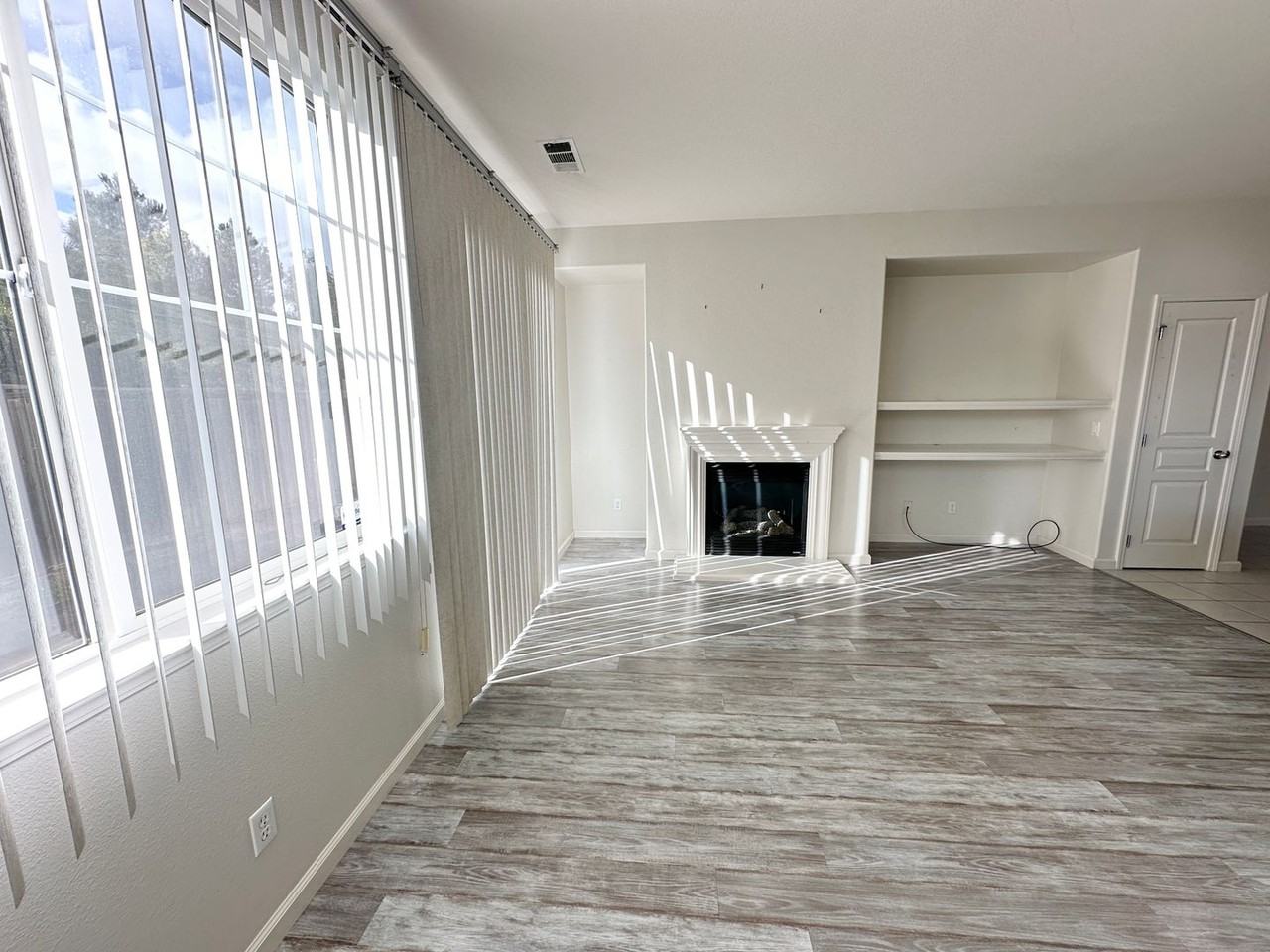 11507 Piona Ln - Photo 6 of 32