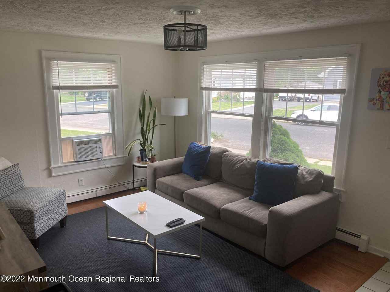 612 Campbell Ave #1 - Photo 4 of 16