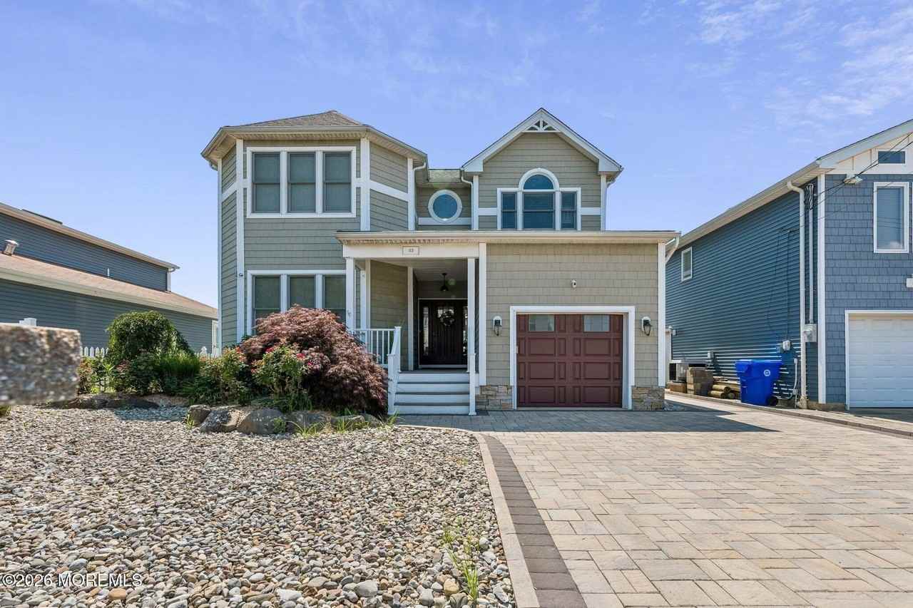 45 E Pampano Dr - Photo 2 of 25