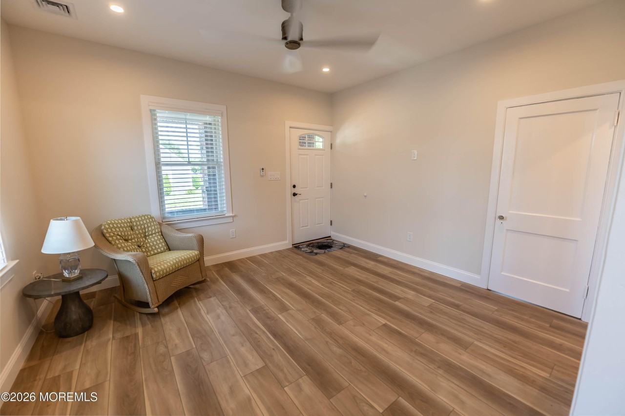 13 Fisher Ave - Photo 5 of 24