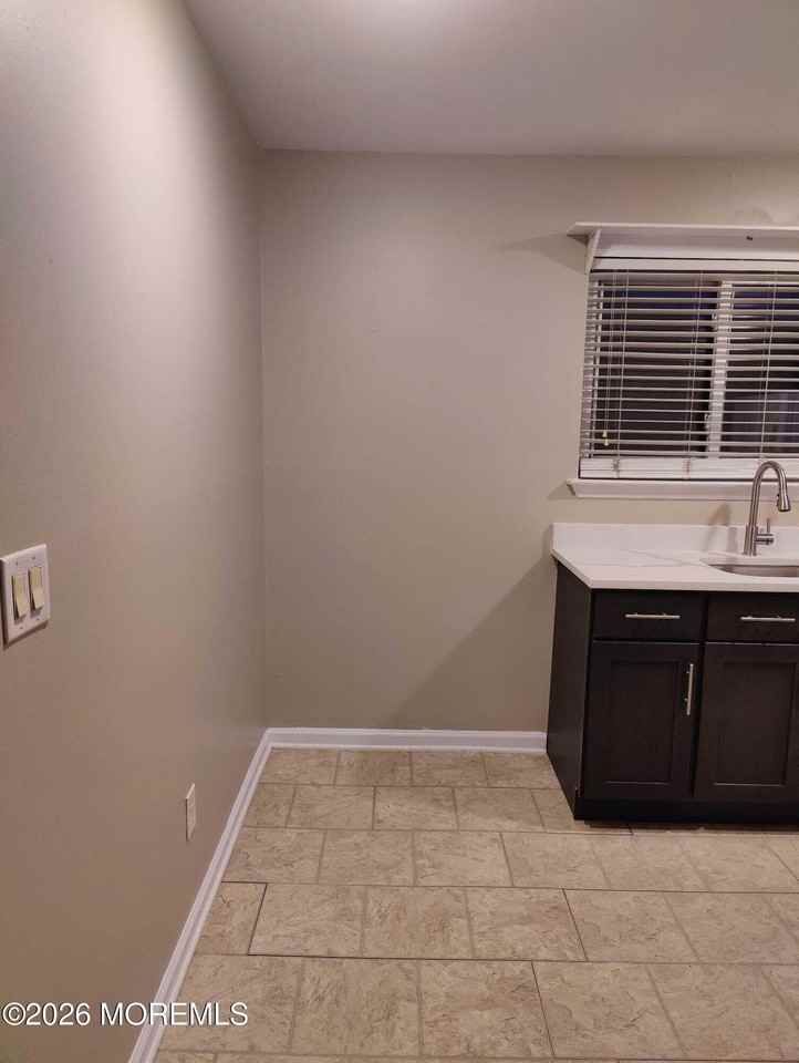 215 Washington St #34 - Photo 6 of 10