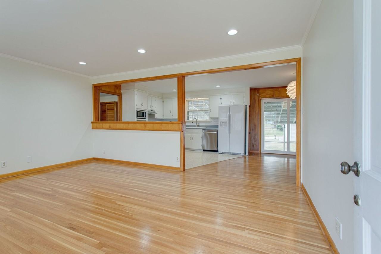 171 Mccall St - Photo 4 of 23