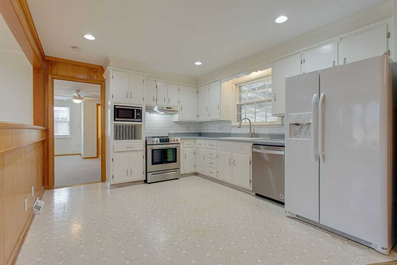 171 Mccall St - Photo 7 of 23