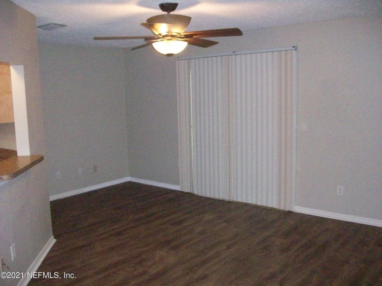5860 Liska Dr - Photo 4 of 28