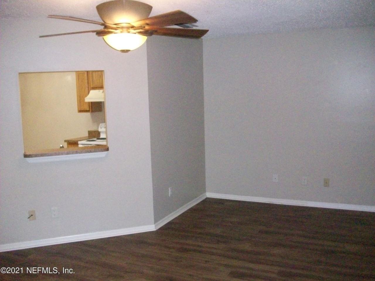 5860 Liska Dr - Photo 5 of 28