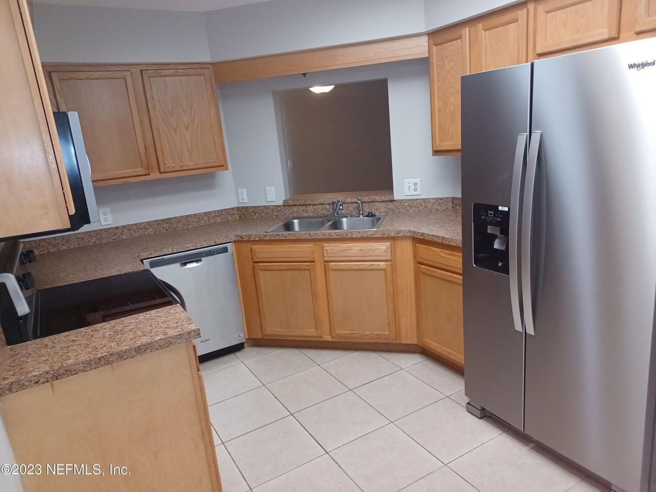 5860 Liska Dr - Photo 7 of 28