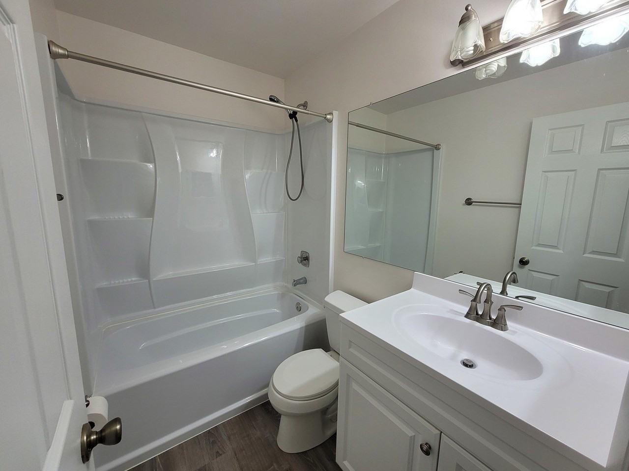 1460 7 Pines Rd #B1 - Photo 7 of 11
