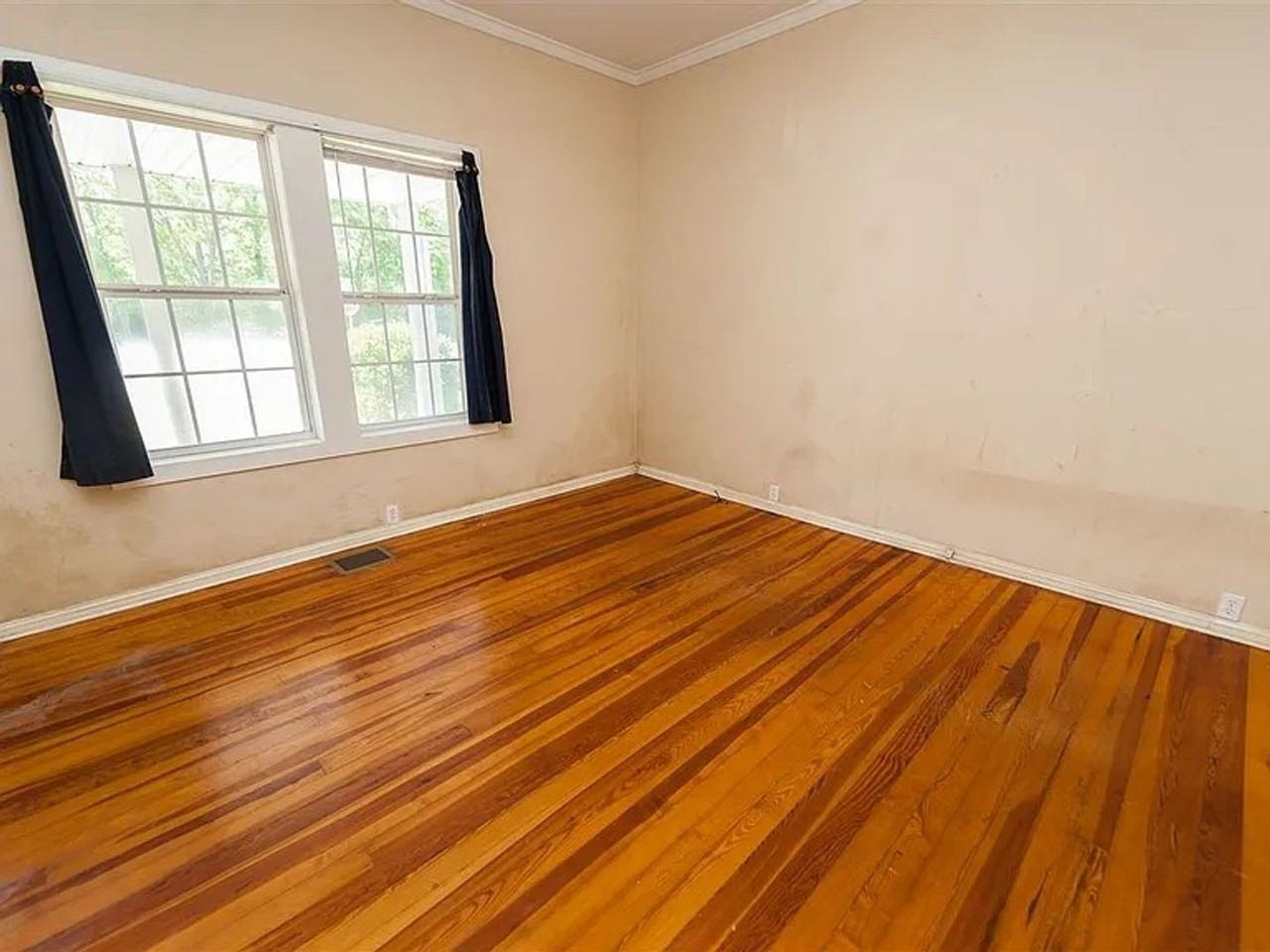 801 N Liberty St - Photo 7 of 10