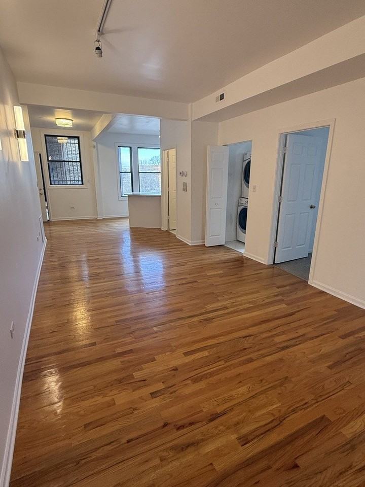 5726 S King Dr #3A - Photo 5 of 14