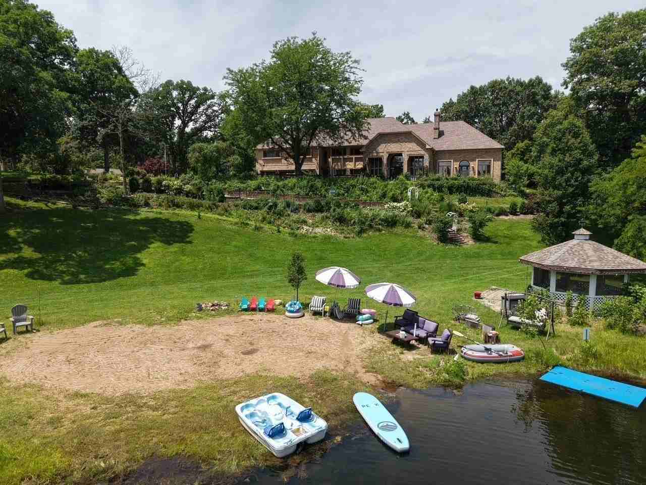 41W350 Powers Rd - Photo 4 of 50