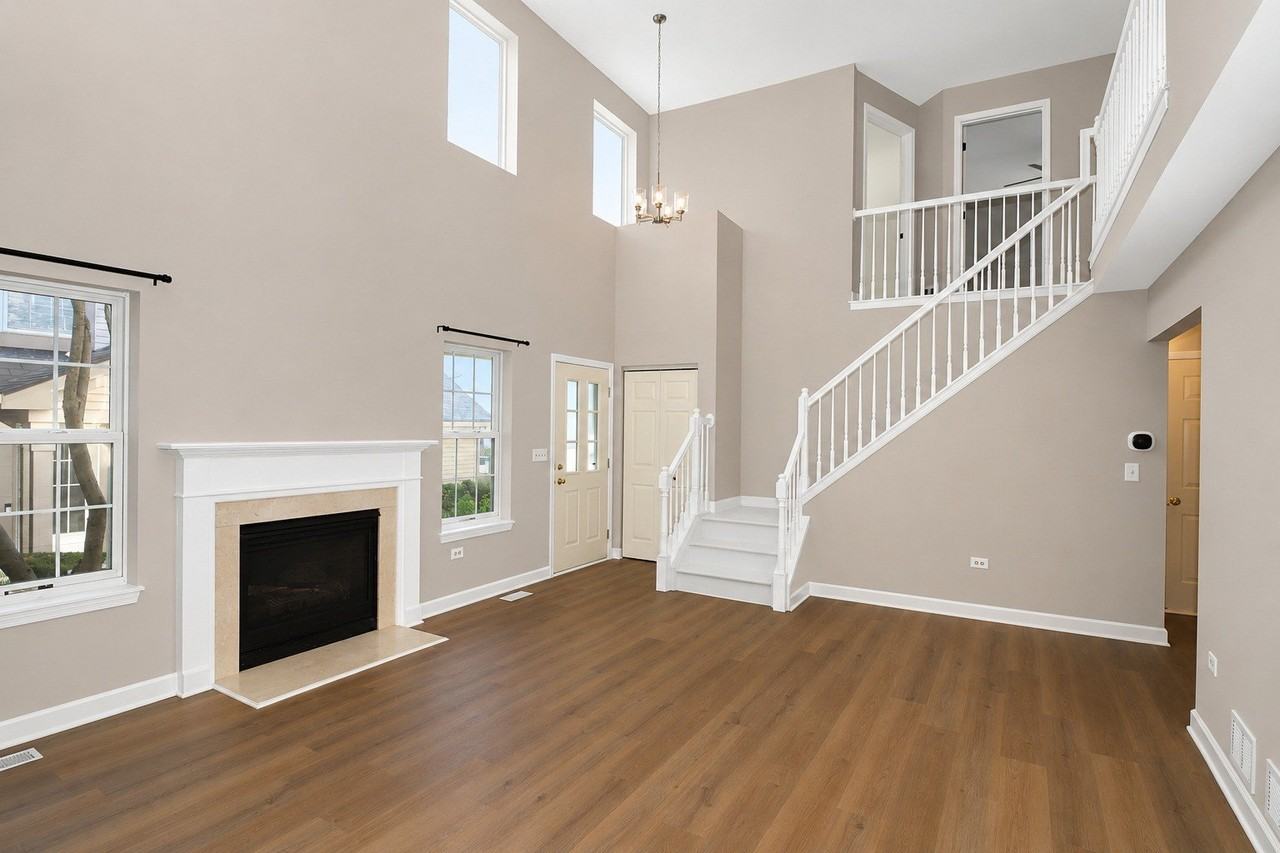 651 Lancaster Cir - Photo 6 of 38