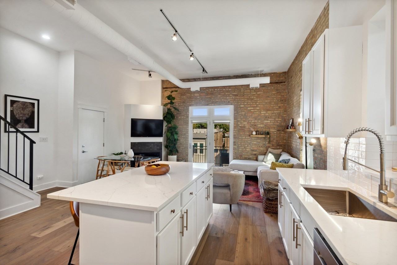 1243 N Wolcott Ave #6 - Photo 5 of 28