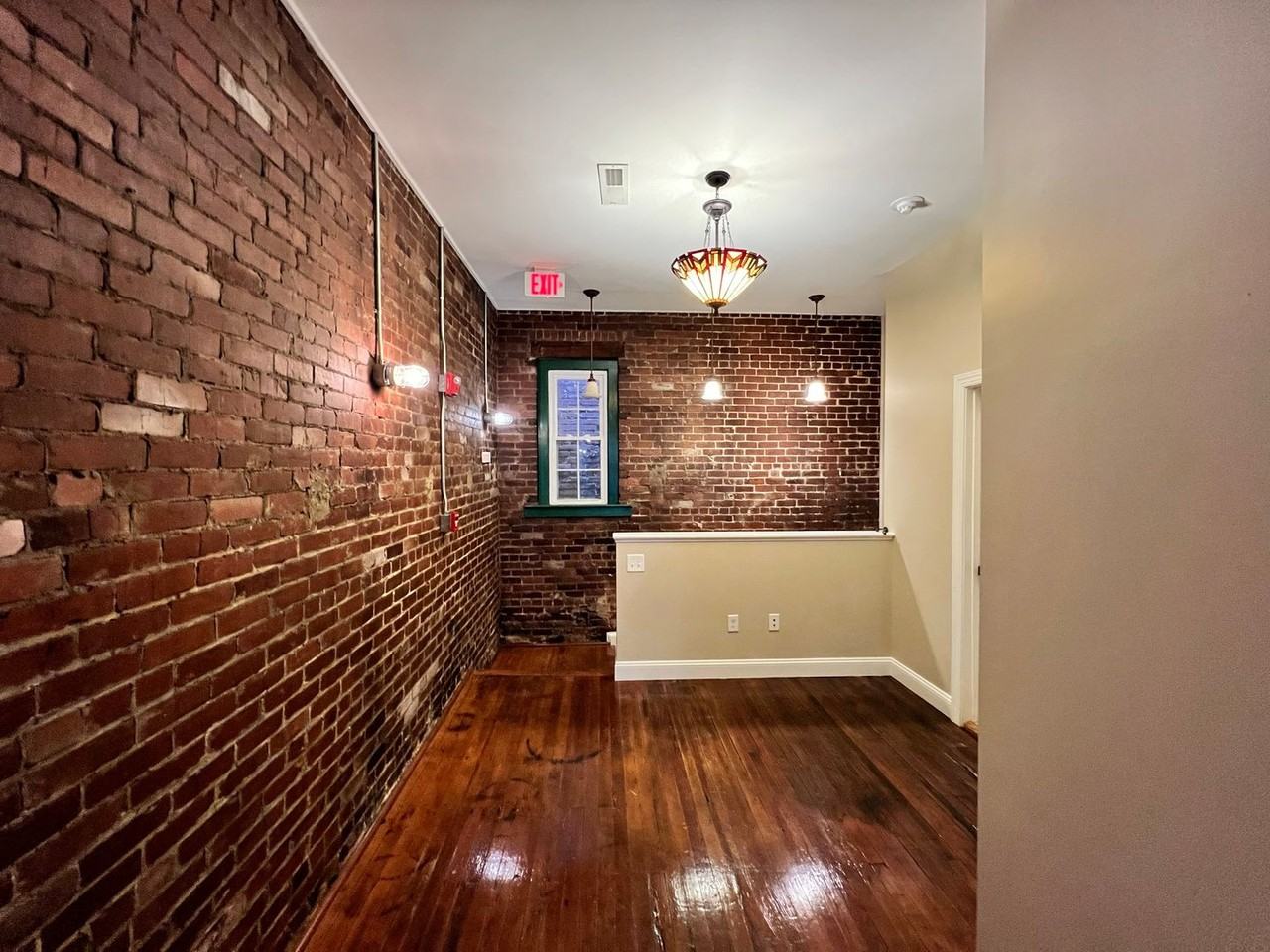 301 Market St Se ##Se - Photo 2 of 44