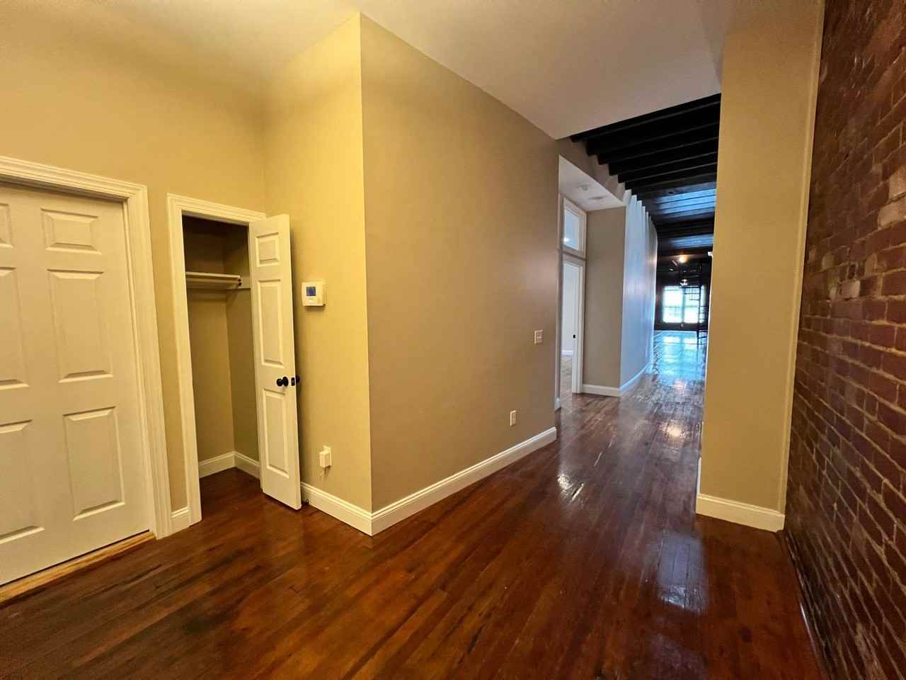 301 Market St Se ##Se - Photo 5 of 44