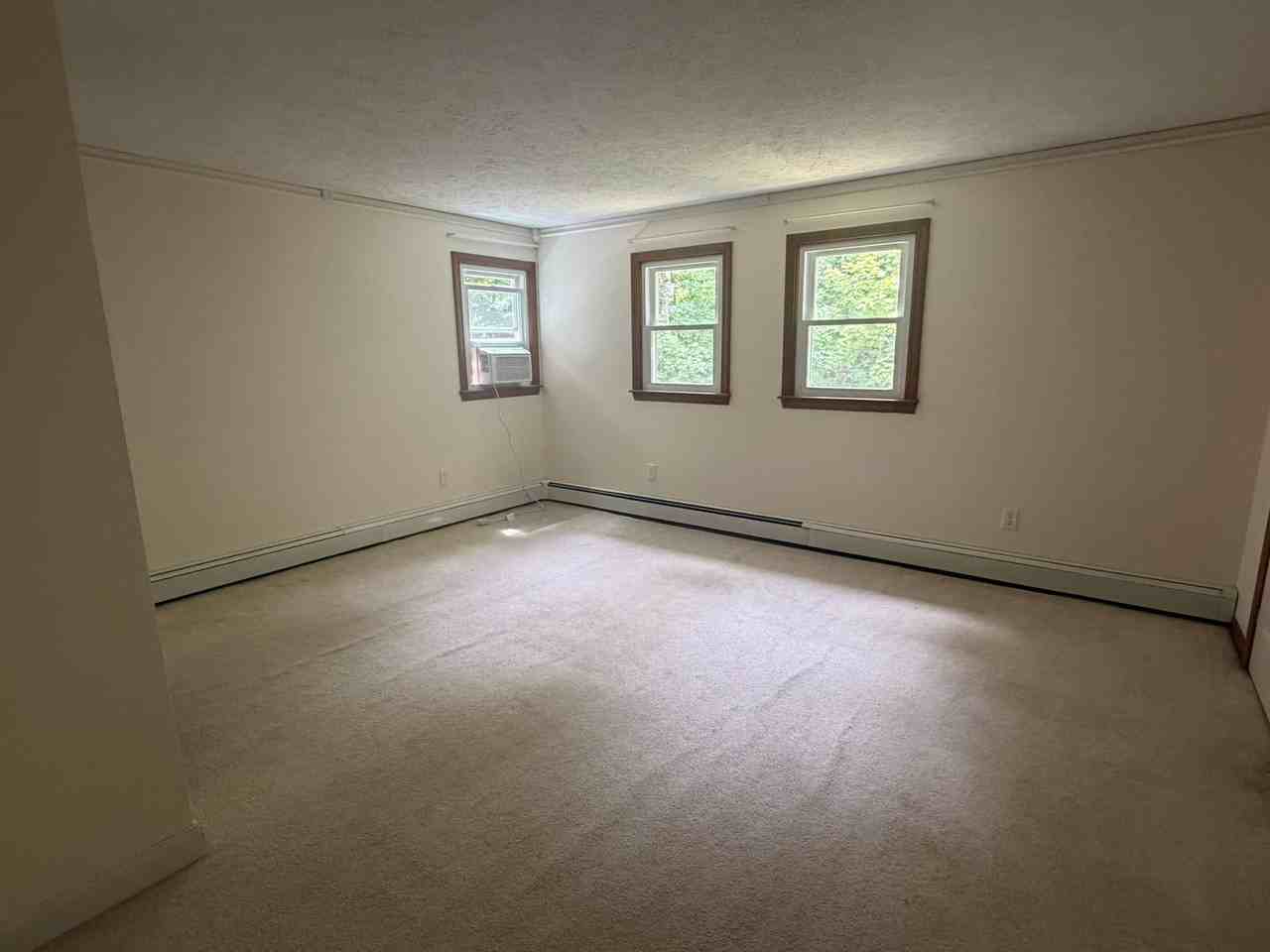 26 Twist Hill Rd Apt D - Photo 6 of 15