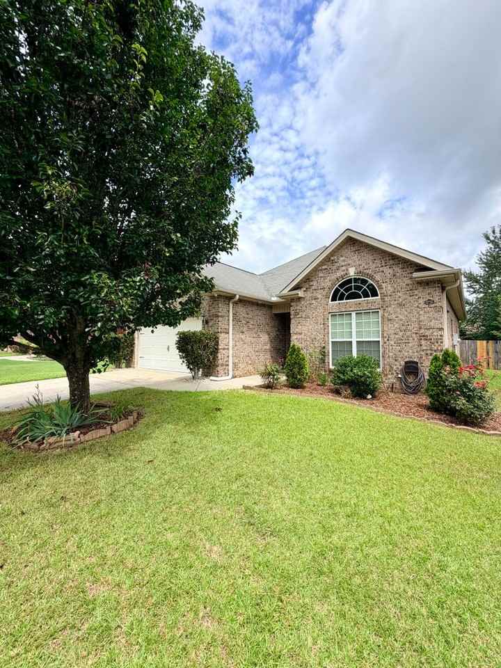 705 Post Oak Way - Photo 2 of 25