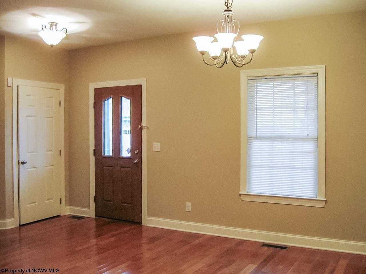 198 Donna Ave - Photo 2 of 13