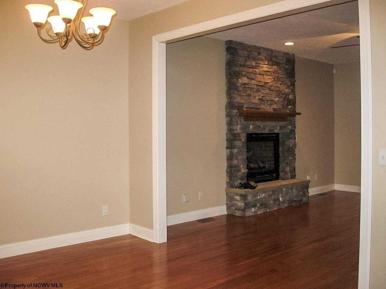 198 Donna Ave - Photo 4 of 13