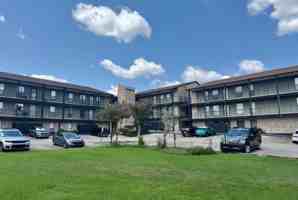 featured image of 701 S College Rd
