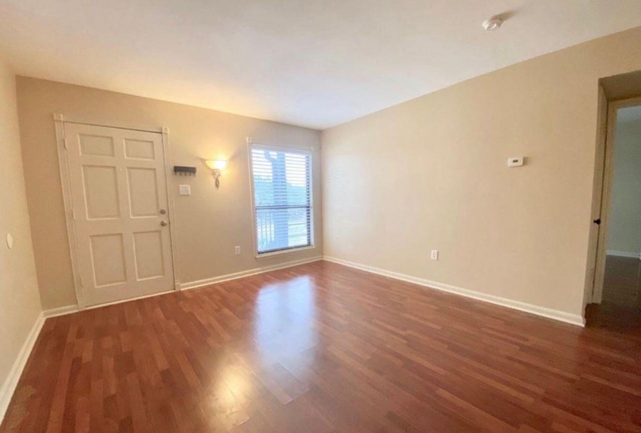 701 S College Rd - Photo 5 of 9