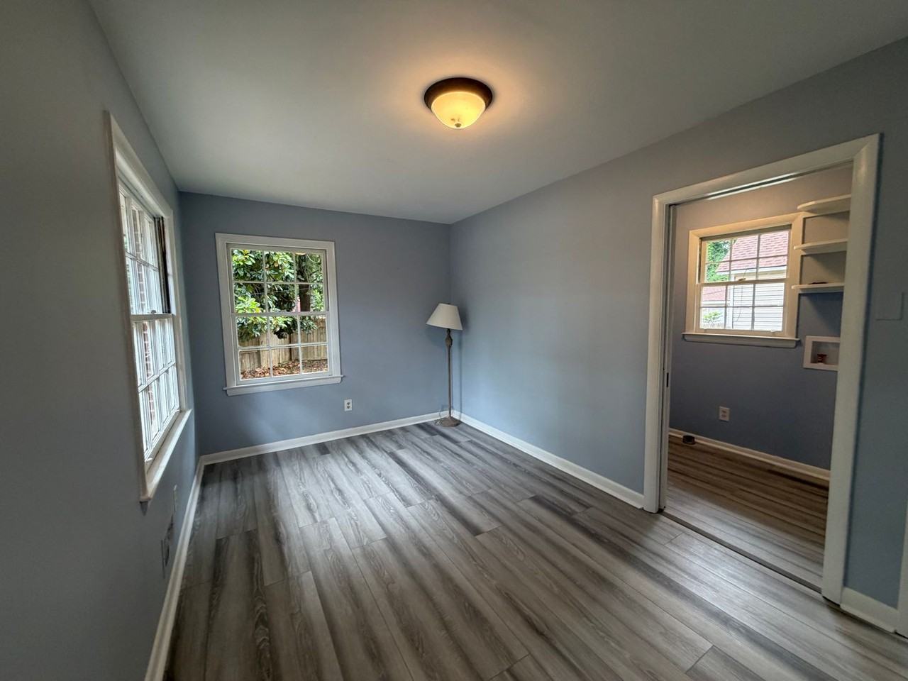 226 College Dr - Photo 6 of 15