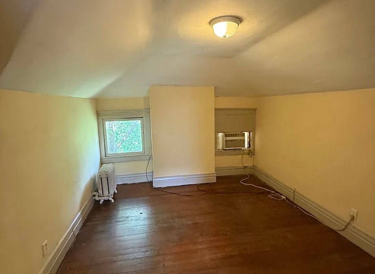 207 Bradford St - Photo 2 of 4