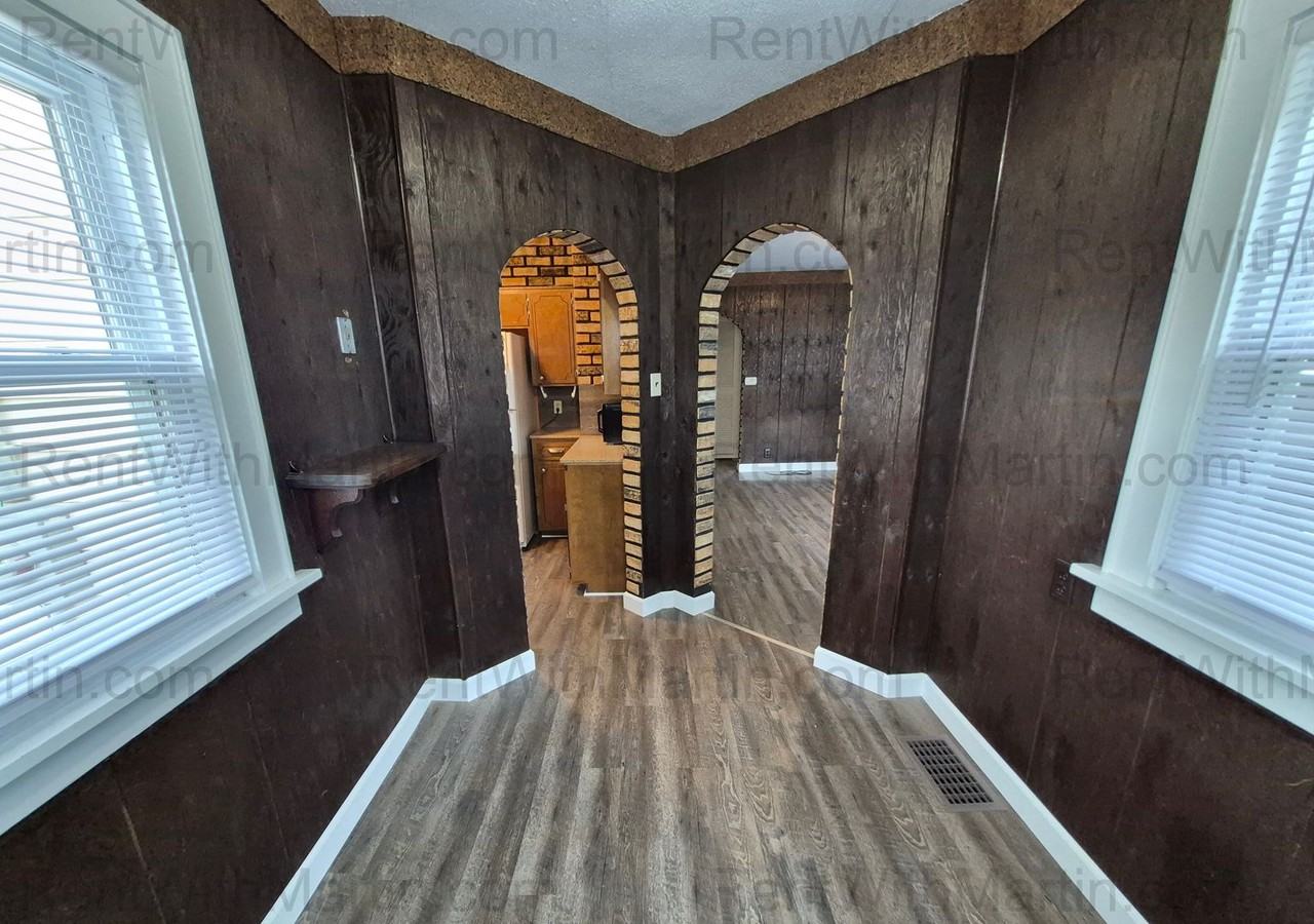 1212 Forest Ave - Photo 5 of 20